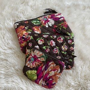 (3/$30 Closet Sale!) Set of 3 Vera Bradley Pouches